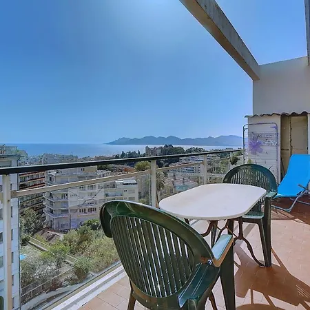 Immogroom - Terrace- Parking - Quiet Place - Congressbeaches Апартаменты *