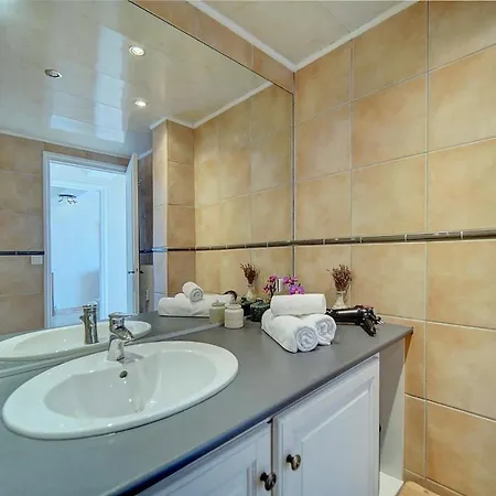 Upstays Sea View Terrace 60m2 * Cannes